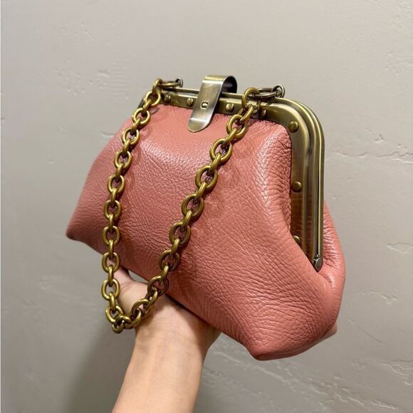 Chic Retro Style Premium Cowhide Leather Metal Frame, Push Lock Purse/Crossbody - Picture 10 of 15